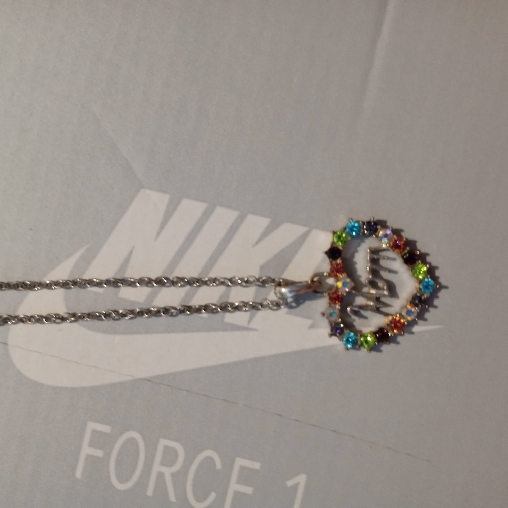 Necklace - Picture 3 of 4
